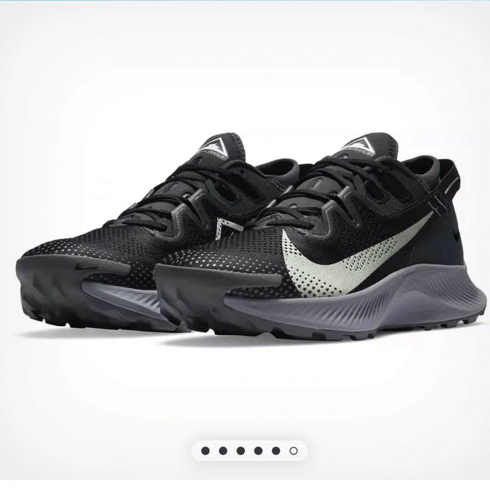 Nike Women’s Pegasus Trail 2 Sneakers - Picture 6 of 11